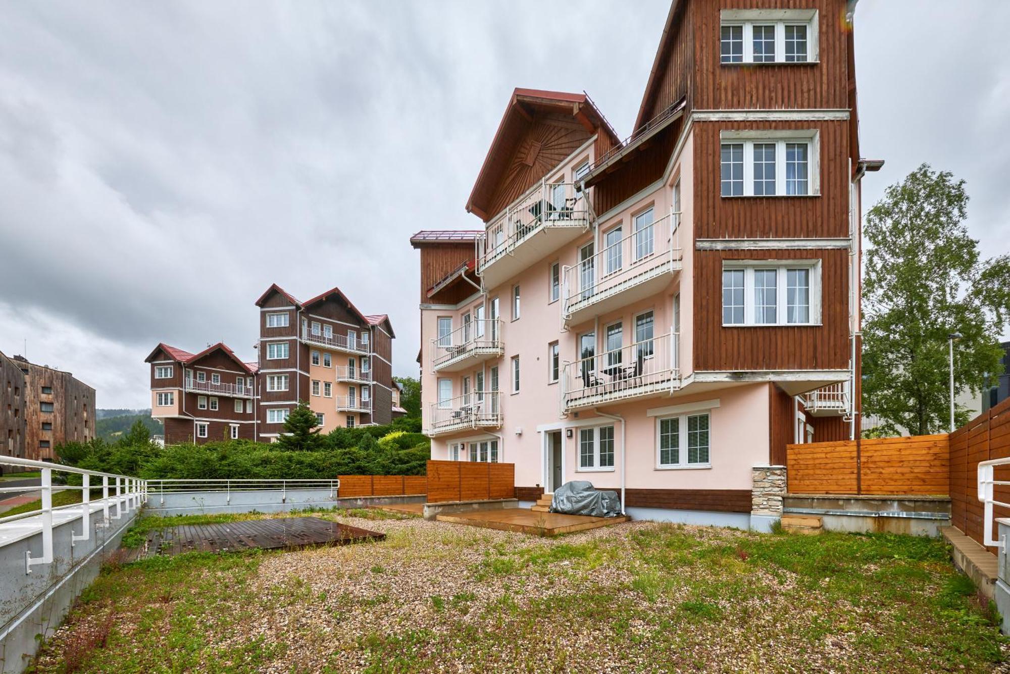 Апартаменты Pec 313 Пец-под-Снежкой Экстерьер фото